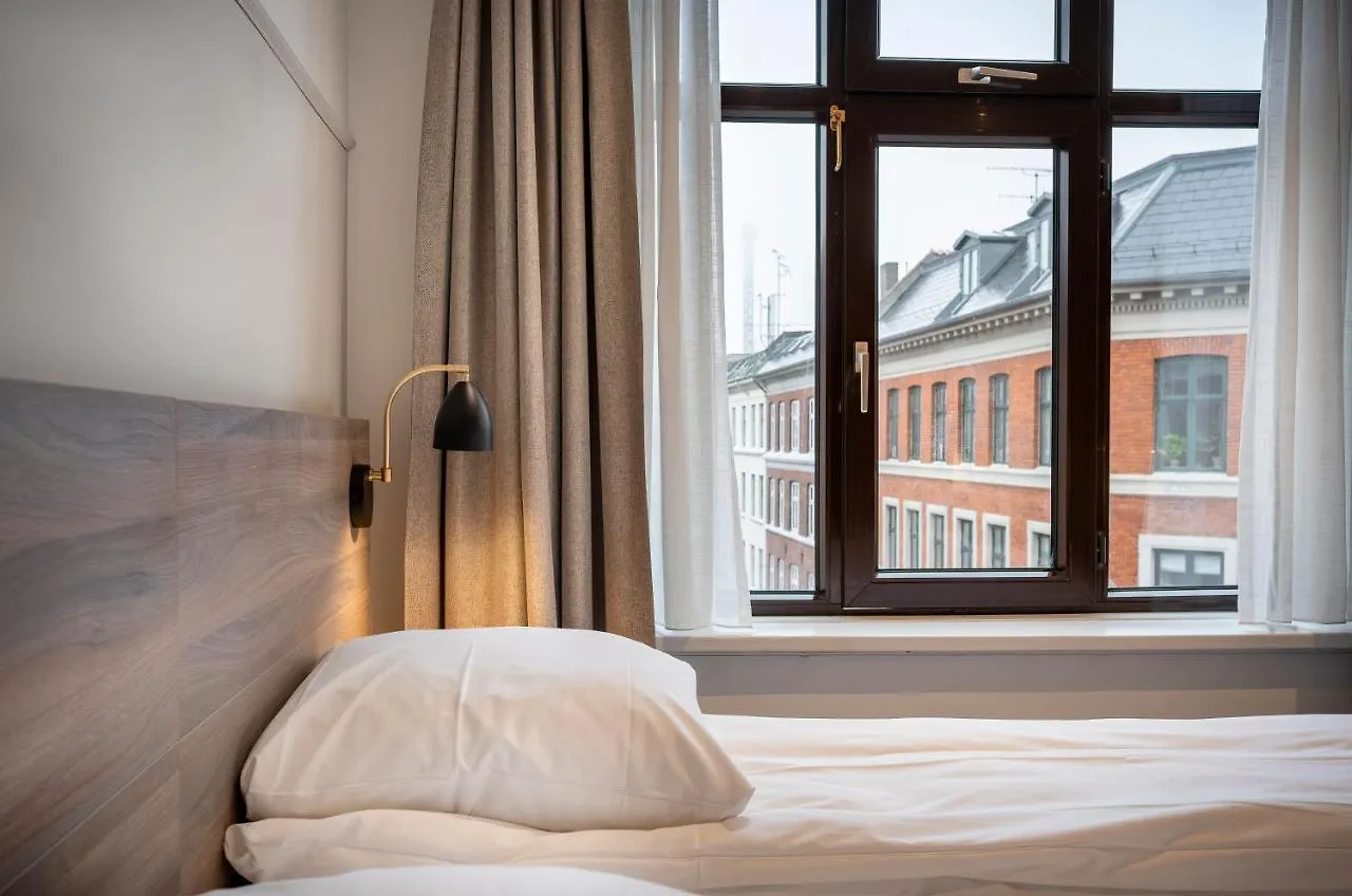 Go Hotel Saga Copenhagen 2*,