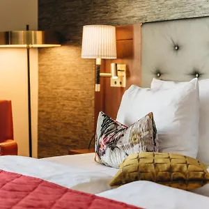 Hotel Profilhotels Plaza