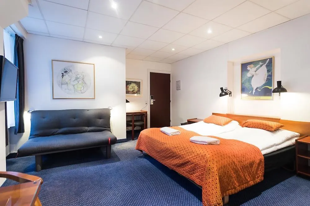 Go Hotel Saga Copenhagen 2*,