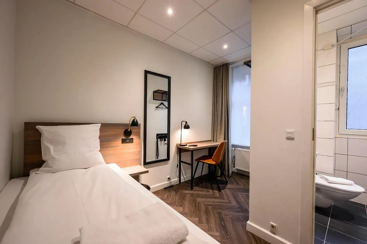 Go Hotel Saga Copenhagen 2*,
